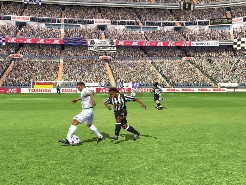 FIFA Football 2003 — изображение 3